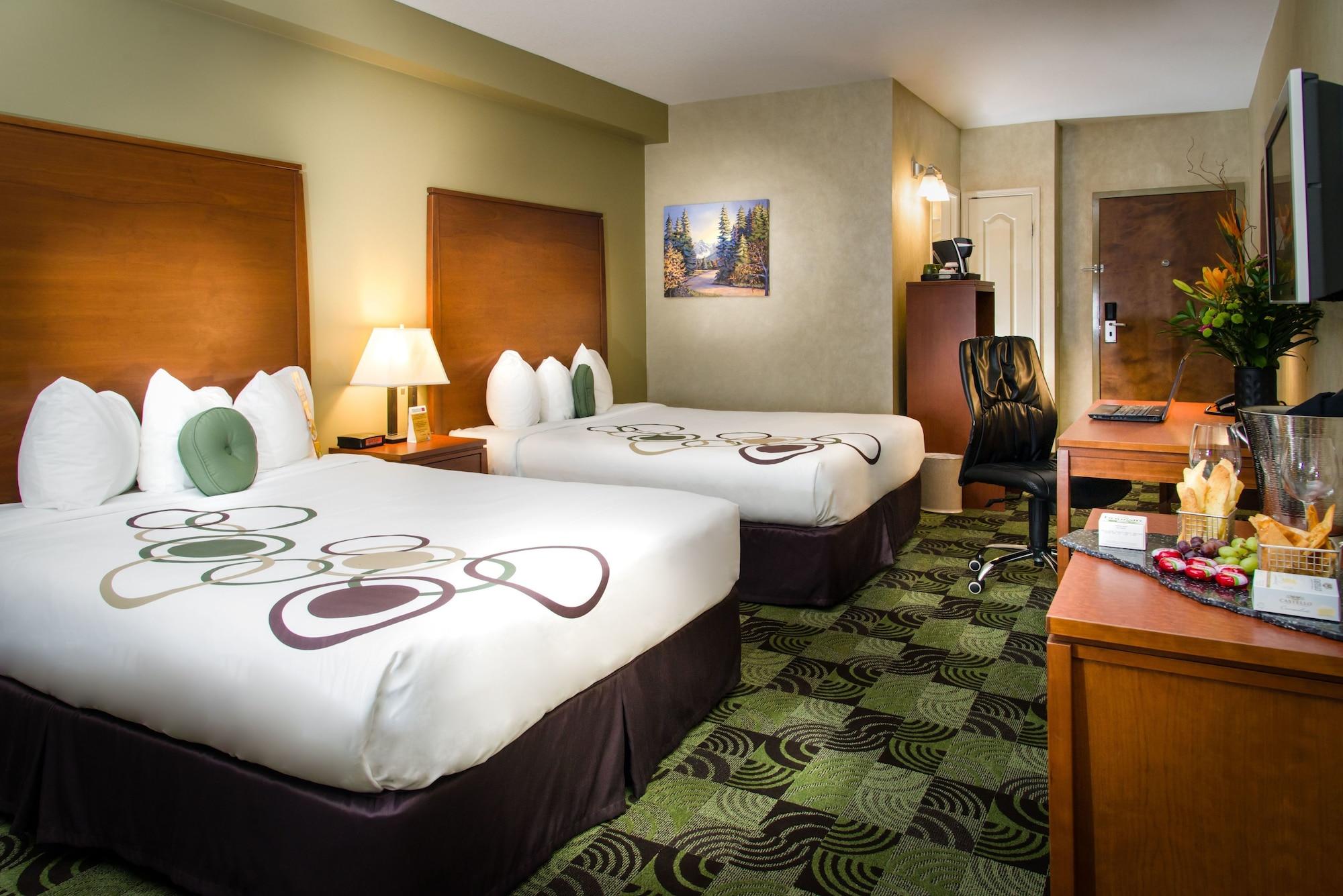 Deerfoot Inn And Casino YYC Eksteriør bilde
