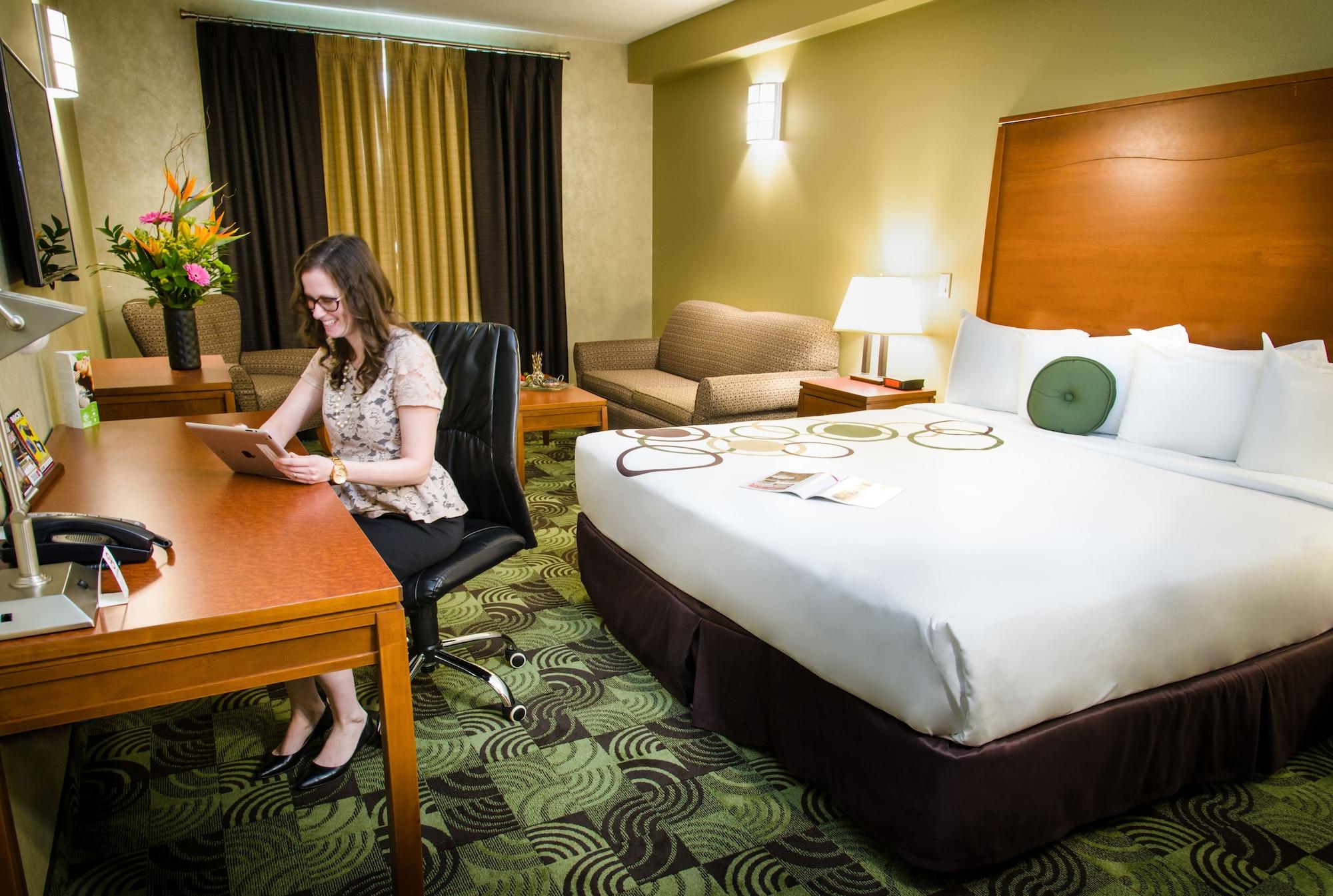 Deerfoot Inn And Casino YYC Eksteriør bilde